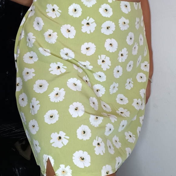 Article& Marguerite Notch Skirt floral EU 42 / UK 14 / US 10 - Picture 7 of 10